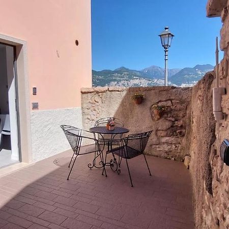 Casa Toti Apartment Малчезине Екстериор снимка